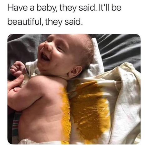 🙃 😆 🤣 🤣 📸: unknown Funny Poop Memes, Poop Meme, Constipated Baby, Funny Baby Pictures, Baby Information, Parents Quotes Funny, Funny Baby Quotes, Parenting Videos, Baby Memes