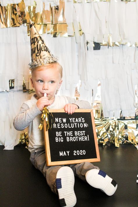 Pregnancy Announcement New Years, Baby Number 2 Announcement, Sibling Baby Announcements, 2nd Pregnancy Announcements, Creative Baby Announcements, Big Brother Pregnancy Announcement, Baby 2 Announcement, Holiday Pregnancy Announcement, Second Baby Announcements