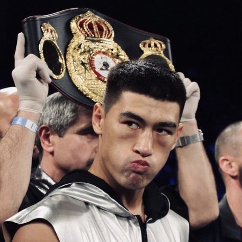 Dmitry Bivol, Olympic Boxing, Boxing Images, Russian Fighter, Mma Boxing, Punk Hair, Friend Poses Photography, Friend Poses, Website Link