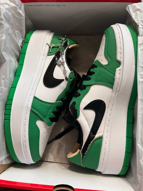 Jordan Elevate, Sweet 16 Shoes, Green Nike Shoes, Air Jordan 1 Elevate Low, Jordan 1 Elevate Low, Jordan 1 Elevate, Air Jordan Low, Green Jordans, Nike Sneakers Outfit