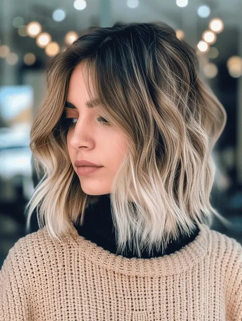 Short Hairstyle Ombre, Grey Bayalage Hair Short, Short Hair Brown And Blonde, Bob With Balayage Brunettes, Short Blonde Shadow Root, Darker Roots Blonde Hair Balayage Short Hair, Short Hair Bangs Highlights, Short Hair With Dark Roots, Short Blonde Ombre Hair Dark Roots