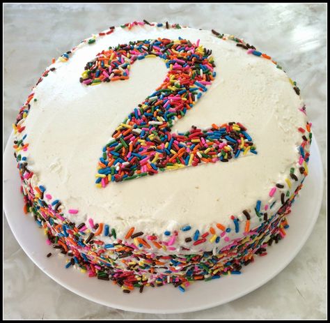 PINTEREST WINS FOR THE WORKING PARENT: Aubrey's Recipes: Sprinkle Number Cake Sprinkle Designs On Cake, Toddler Birthday Dessert Ideas, Toddler Cakes Girl, Birthday Cake For Toddler Boy, 2 Nd Birthday Cake Girl, Birthday Cake For Toddler Girl, Boy Cake Ideas Simple, Kids Cake Decorating Ideas, Diy Kids Birthday Cake