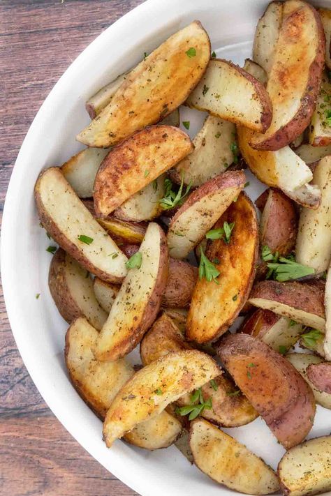 Roasted Potato Wedges French Ratatouille Recipe, French Ratatouille, Baked Potato Wedges, Best Roast Potatoes, Roasted Potato Wedges, Restaurant Style Recipes, Wedges Recipe, Ratatouille Recipe, Potato Wedges Baked