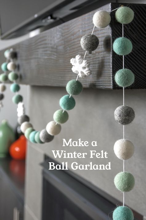 Wool Pom Pom Garland, Felt Balls Garland, Wool Garland Christmas Tree, How To Make Felt Ball Garland, Felted Garland Diy, Felt Ball Garland Decor, How To Make Felt Balls From Felt Sheet, Wool Felt Garland Diy, Felt Ball Garland Diy