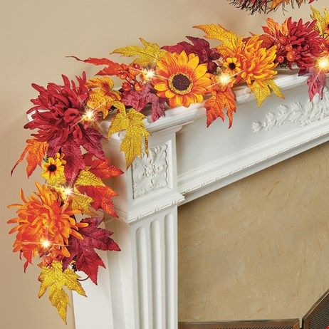 Harvest Aesthetic, Fall Leaves Garland, Lights Fall, Daisy Garland, Garland With Lights, Autumn Garland, Leaves Garland, Fall Leaf Garland, Natural Palette