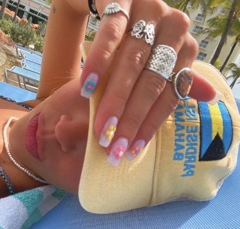 Summer Photos, Summer Pictures, Summer Of Love, How To Do Nails, Summer Aesthetic, Spring Break, Makeup Nails, Summer Girls, Nails Inspiration