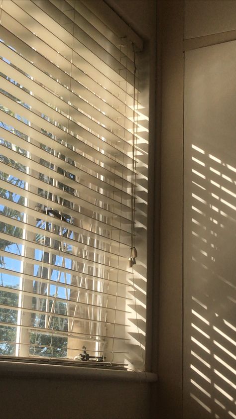 Closed Blinds Aesthetic, Sunlight Window Shadow Aesthetic, Window Blinds Aesthetic, Aesthetic Blinds, Morning Reset, Ig Background, Window Shadow, Morning Routines, Wooden Blinds