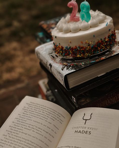 𝓒𝓱𝓪𝓹𝓽𝓮𝓻 28📖🎂 Happy Birthday to me! Just wanted to share some pictures from my little bookish birthday photoshoot. Here’s to the next chapter of my life, I hope it’s the best one yet🖤 #bookishbirthday #chapter28🎉 #booksbooksbooks #bookstagram #bookworm #booklover Bookish Birthday, Book Pictures, Happy Birthday To Me, Next Chapter, Adriana Lima, Birthday Pictures, Birthday Photoshoot, Life I, Some Pictures