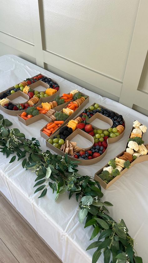 🍇🧀🍓 Such a fun and easy way to display food! The trays were just $5 each 😍… | Instagram Fruit Tray Baby Shower Ideas, Any Shower Food, Baby Shower Fruit And Veggie Trays, Gender Reveal Veggie Tray, Fruit Tray For Baby Shower Girl, February Baby Shower Food Ideas, Baby Shower Snack Table Ideas, Drink Station Baby Shower Ideas, Baby Shower Host Checklist