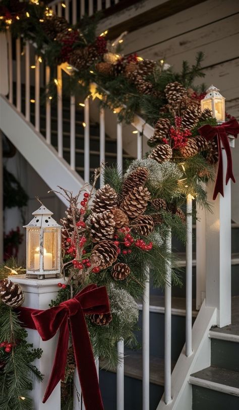 Christmas Hallway, Christmas Stairs Decorations, Christmas Stairs, Christmas Staircase, Christmas Front Porch, Christmas Themes Decorations, Indoor Christmas Decorations, Christmas Mantels, Front Porch Christmas Decor