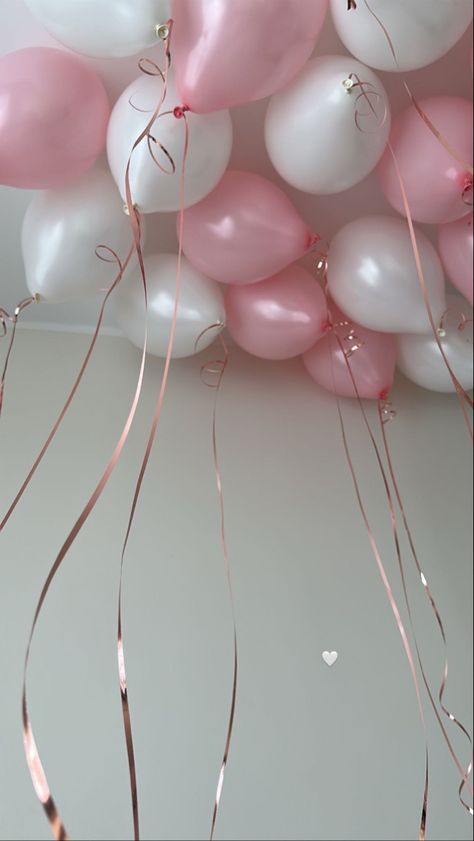 Pastel Pink Decorations Party, Pink Bday Balloons, Pink White Balloons, Teen Birthday Decoration Ideas, Pink Balloons Birthday, Cute Balloons, Pink And White Birthday Aesthetic, Light Pink Balloon Arch, Pink Happy Birthday Decorations