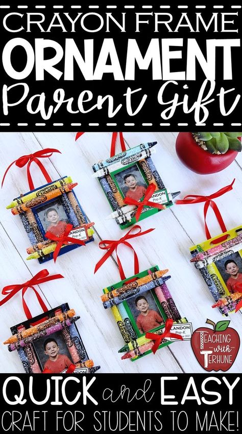 Crayon Picture Frame, Preschool Christmas Gifts, Picture Frame Ornament, Frame Ornaments, Students Christmas, Frame Ornament, Picture Frame Ornaments, Parents Christmas, Student Christmas Gifts