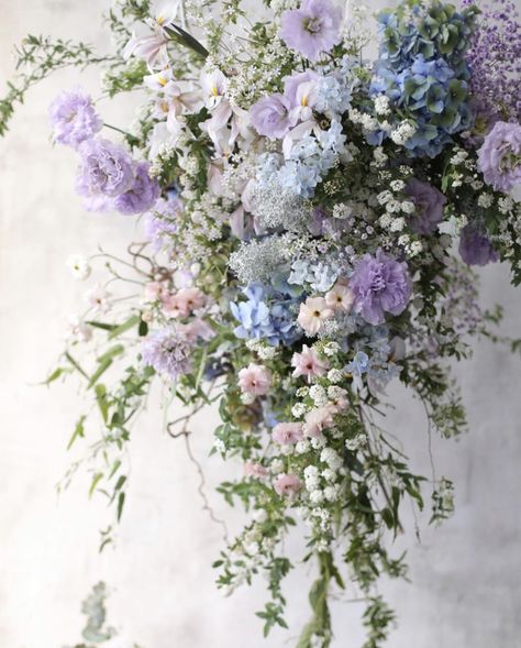 Whimsy Flowers, Wedding Color Schemes Spring, Wildflower Wedding Theme, Lilac Wedding, Flower Installation, Cascade Bouquet, Shabby Flowers, Garden Party Wedding, Lavender Wedding