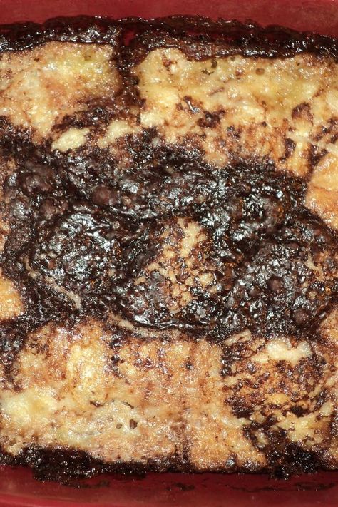 Old Fashion Chocolate Cobbler Southern Living Chocolate Cobbler, Old Fashioned Chocolate Cobbler, Chocolate Cobbler With Box Cake, Chocolate Cobbler Easy, Chocolate Cobbler Recipe, Cobbler Recipes Easy, Sweet Muffins, Cobbler Easy, Chocolate Cobbler