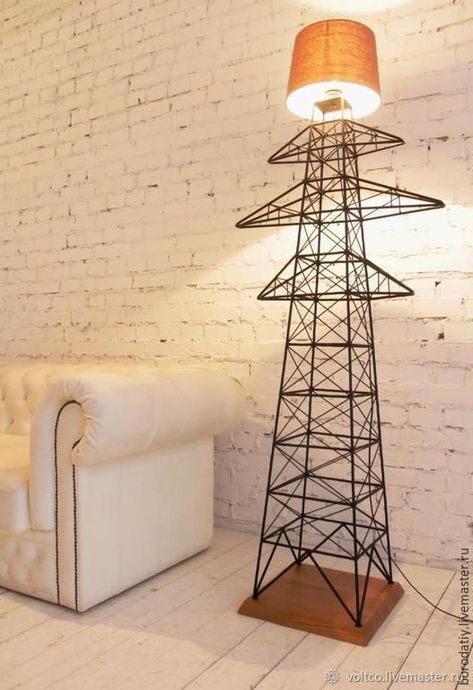 Diy Luminaire, Indoor Floor Lamps, Transmission Tower, Creative Flooring, Industrial Design Furniture, Metal Furniture Design, Vintage Industrial Furniture, Cool Floor Lamps, Home Diy Projects