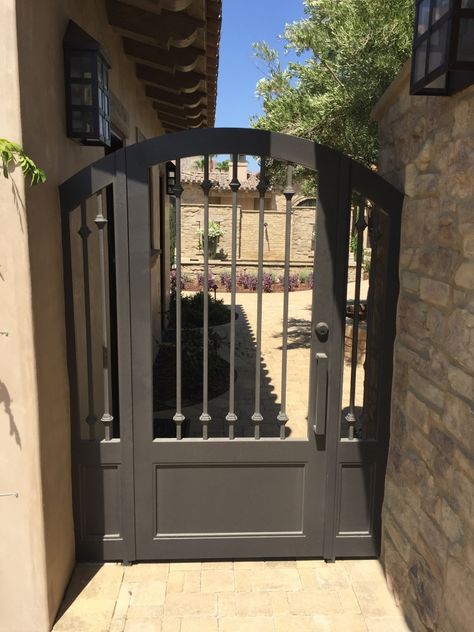 Wrought Iron Metal Gates for Courtyards & Gardens Modern Iron Gate Designs, Metal Gate Door, Iron Fence Gate, Wrought Iron Garden Gates, Backyard Gates, Metal Garden Gates, Yard Gate, Garden Gate Design, Iron Garden Gates