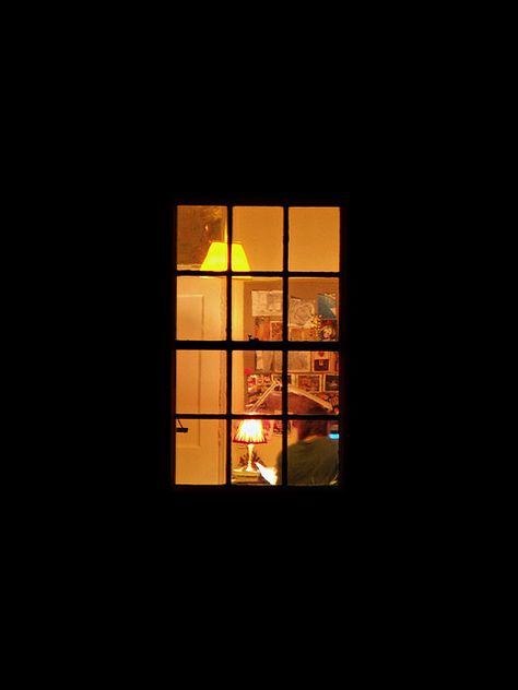 Looking through night time windows.... a woman working at her desk.... Night Window, Window Photography, Art Alevel, Dark House, Photography Challenge, Film Inspiration, Arte Inspo, Through The Window, Dark Room