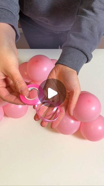 House of Party on Instagram: "Curious about tying balloon clusters?  Watch our quick guide and see how simple it is!   What will you decorate next? 🎉   #balloontutorial #howtotieballoons #quickballoontutorial #balloontips" Small Ballon Arangment, Simple Baby Shower Decorations, Simple Balloon Decoration, Safari Party Decorations, Hanging Balloons, Balloon Arch Diy, How To Make Balloon, Balloon Clusters, Balloon Holders