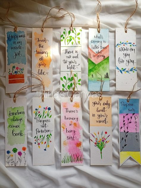 Bookmarks Quotes, Handmade Bookmarks Diy, Diy Crafts Bookmarks, Creative Bookmarks, Handmade Bookmarks, Diy Birthday Gifts For Friends, Bookmark Craft, Diy Journal Books, Bullet Journal Diy