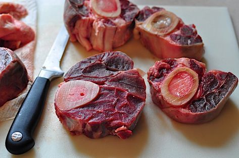 Throwback Thursday: Pressure Cooker Beef Shanks Pork Shanks Recipe, Pressure Cooker Turkey, Osso Bucco Recipe, Beef Shank Recipe, Beef Shanks, Pressure Cooker Beef, Osso Buco Recipe, Gremolata Recipe, Pressure Cooker Recipe