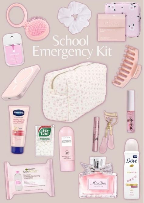 School Bag Organization, Schul Survival Kits, Middle School Essentials, School Emergency Kit, School Backpack Essentials, Preppy School Supplies, Pretty School Supplies, Everyday Bag Essentials, School Survival Kits