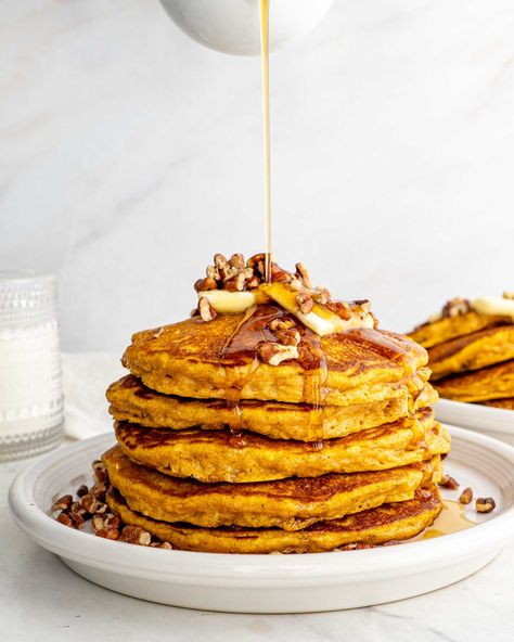 Whip up a batch of these fluffy Whole Wheat Pumpkin Pancakes for a cozy and nutritious start to your day! 🍂🥞 #PumpkinPancakes #HealthyBreakfast Sweet Potato Pancakes Vegan, Sweet Potato Pancake, Potato Pancake Recipe, Sweet Potato Pancakes Recipe, Vegan Pumpkin Pancakes, Recipe Pancakes, Fluffy Pumpkin Pancakes, Pumpkin Pancake, Sweet Potato Benefits