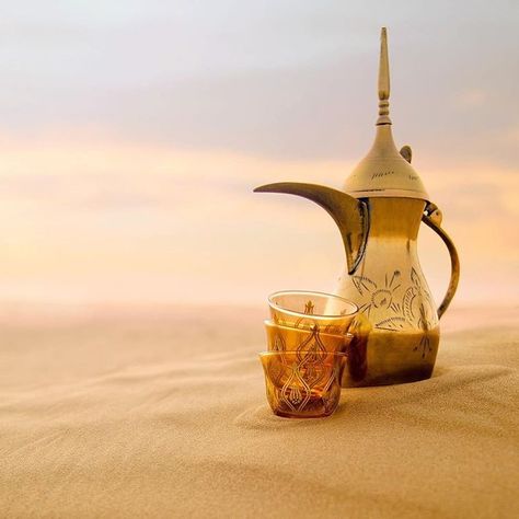 Arabic Coffee is a hospitality tradition in the UAE #UAE #UAEVoice #Arabic #Coffee #Hospitality #Tradition #UAE Arabic Coffee Photography, Uae Traditional, Saudi Coffee, Arabic Writer, Gallery Wall Template, Arabic Tea, Feather Lamp, Certificate Background, Arabic Coffee