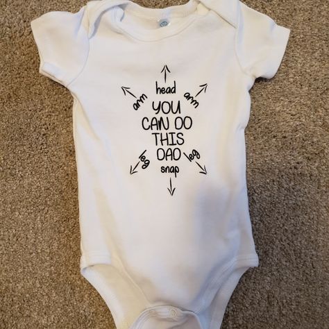 Funny Onsie For New Dad! Size 6 Months. Washed, Never Worn. Perfect For A Pregnancy Announcement! Bundle And Save With Other Items In My Closet! Announcement Onesie, Baby Onsies Ideas Announcement, Baby Onsies Ideas Girl, Baby Onsies Ideas Funny, Cricut Onesie Ideas, Funny Fitted Onesie For Gender Reveal, Baby Onsies Ideas, Neutral Baby Onesies, Onsie Announcement Pregnancy