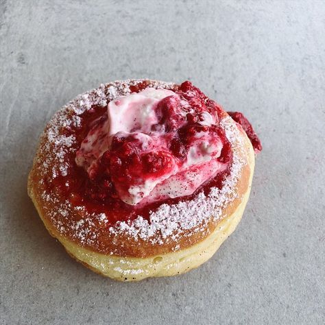 Oliboli Donuts on Instagram: “3 NEW FLAVORS : : RASPBERRY RIPPLE : : STRAWBERRY GLAZE : : CARDAMOM BUN . 📷 Raspberry Ripple: Our 40 hour yeast, bullseye donut topped w/…” Cardamom Bun, Raspberry Donut, Jam Donut, Cardamom Buns, Raspberry Ripple, Strawberry Glaze, Hamster Wheel, Red Raspberry, Raspberry Jam