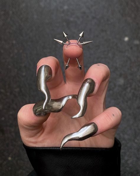 Alona Sobolevska (@iksoxo) • Instagram photos and videos Nail Piercing, 2023 Nail, Punk Nails, Fantasy Nails, Acrylic Nail Kit, Art Nails, Dream Nails, Unique Nails, Cool Nail Art