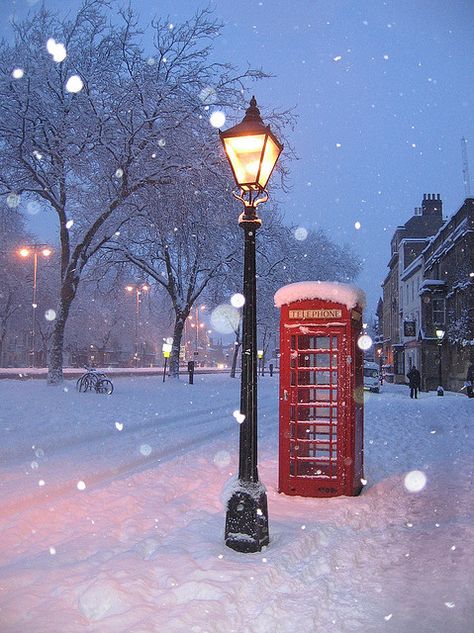 Jacqueline Gillam Fairchild Her Majesty's English Tea Room Author:  Greater Expectations Red Phone Booth, Oxford England, Winter Szenen, I Love Winter, Phone Booth, Winter Magic, Winter Scenery, Winter Beauty, Snow Scenes