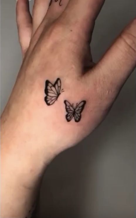 Mens Butterfly Tattoo, Side Hand Tattoos, Maching Tattoos, Thumb Tattoos, Butterfly Hand Tattoo, Butterfly Wrist Tattoo, Small Girly Tattoos, Small Finger Tattoos, Hand And Finger Tattoos