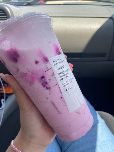 venti mango dragonfruit with 3 pumps of vanilla and heave cream Dragonfruit Starbucks Drink, Vanilla Bean Frappe With Dragon Fruit, Dragonfruit Lemonade Starbucks, Mango Dragon Fruit Starbucks, Blended Dragonfruit Starbucks, Dragon Fruit Drink, Fruit Drinks, Starbucks Drinks, Dragon Fruit