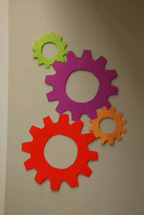 Gears I Wonder Vbs Decorations, Cardboard Gears, Gear Decorations, Maker Fun Factory Vbs 2017, Maker Fun Factory Vbs, Maker Fun Factory, Vbs Decorations, Robot Theme, Robot Party