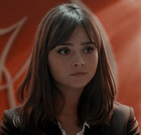 Jenna Louise Coleman Bangs, Jenna Coleman Haircut, Jenna Coleman Hair, Gal Gabot, Front Bangs, Moral Of The Story, Hair Styels, Clara Oswald, Jenna Louise Coleman