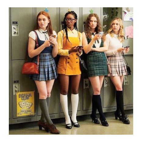 Preppy Retro Outfits, Outfit For Christmas Party In School, School Christmas Party Outfit Ideas, Retro Christmas Party Outfit, 80s School Outfits, 90s Preppy Outfits, 90s School Aesthetic, Preppy 80s Fashion, Vintage Preppy Aesthetic