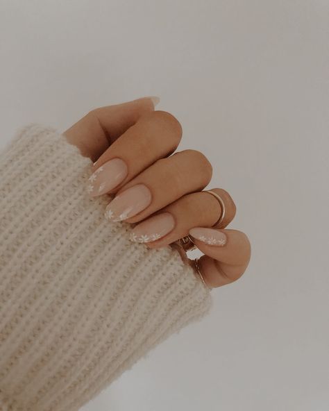 Minimal Nails, Classic Nails, Cute Gel Nails, Neutral Nails, Bridal Nails, Minimalist Nails, Nail Art Ideas, Fire Nails, Pretty Acrylic Nails