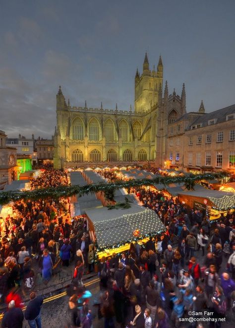 Bath Christmas market Christmas In England, 13 December, Uk Christmas, Christmas Destinations, Winter Air, Christmas Markets Europe, Christmas In The City, Bath England, Spa Water