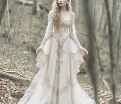 Long Sleeve Elven Wedding Dress, White Elvish Dress, Ivory Medieval Dress, Ren Fair Wedding Dress, Fairy Wedding Dresses Woodland, Midevil Style Wedding Dress, Renesance Wedding Dress, Fantasy Fairy Wedding Dress, Modern Elvish Outfits