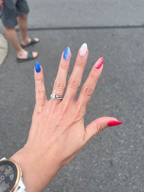 Easy Red White And Blue Nails, Fourth Of July Ombre Nails, Red White And Blue Nails Ombre, Red White And Blue Chrome Nails, Red And Blue French Tip Nails, Red White And Blue Ombre Nails, Red White And Blue Nails Simple, Easy Red White And Blue Nails Simple, Red White Blue Ombre Nails