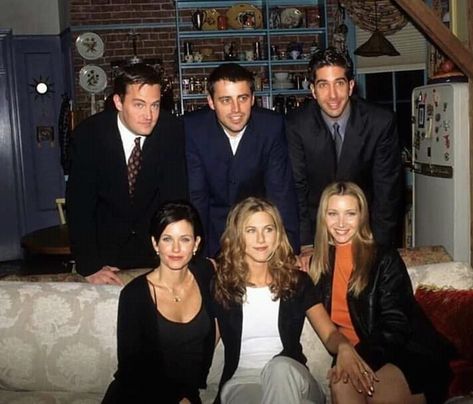 Mathew Perry, Friends Best Moments, Andy Cohen, Matt Leblanc, Friends Poster, David Schwimmer, Friends Cast, Friends Tv Series, Friends Moments