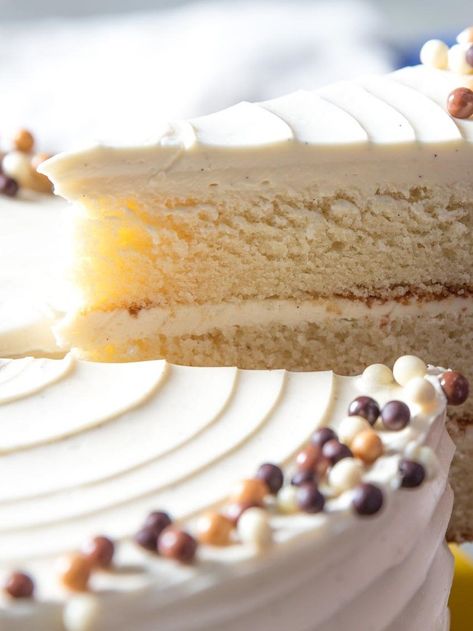 How to Make a Cake Like BraveTart: The Complete Guide | Whether it's a birthday party or New Year's Eve, nothing kicks off a celebration quite like a layer cake. It's a showstopping labor of love that makes any occasion feel special.	  #cakerecipes #howtobakeacake #cakes #cake #seriouseats #recipes Vanilla Butter Cake Recipe, Vanilla Butter Cake, Pizza Sugar Cookie, Cakes To Make, Butter Cake Recipe, Cake Dome, Vanilla Cake Recipe, Serious Eats, Butter Cake