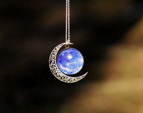 the most beautiful necklace i've seen Blue Core, Half Moon Necklace, Moon Necklace Silver, Necklace Moon, Charm Necklace Silver, Silver Moon, Moon Necklace, Pretty Jewellery, Half Moon