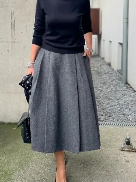 A Line Midi Skirt Outfit, Winter Midi-length Lined Skirt, Spring Gray Midi-length Skirt, Relaxed Midi-length Pleated Skirt With Lining, Chic Cotton Midi-length Pleated Skirt, Chic Midi-length Knit Skirt, Skirt Outfits Summer, Over 60 Fashion, Satin Midi Skirt