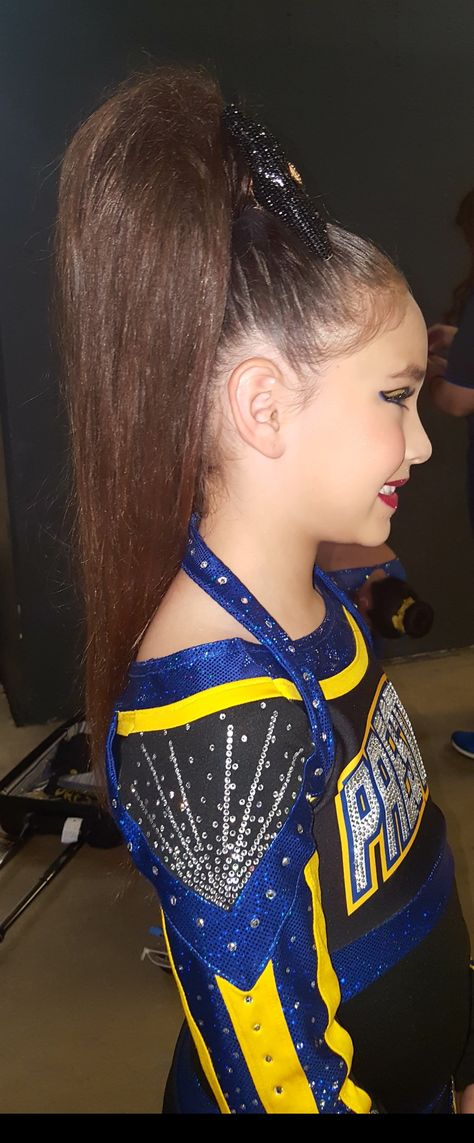 Cheer hair. High volume pony. #cheerleading #rockyourhair Megan Fox Body, Rock Your Hair, High Pony, Cheerleading Hairstyles, Cheer Hair, All Star Cheer, Cheer Pictures, High Ponytails, Megan Fox