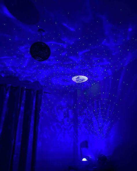 Led Star Projector, Star Light Projector Bedroom, Starry Projector Light, Night Light Projector Aesthetic, Star Light Bedroom, Night Sky Light, Space Lamp Projector, Galaxy Lamp Projector, Star Projector Bedroom