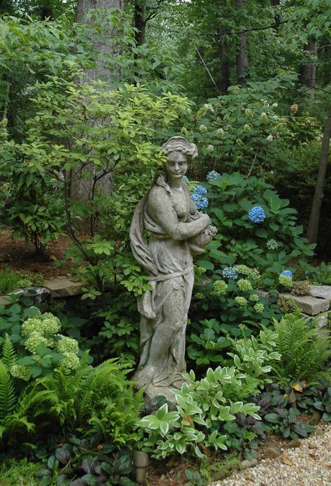 Alex Smith Garden Design, Ltd. | GARDEN DETAILS Beautiful Statues, Garden Statuary, Garden Escape, Garden Angel, Pocket Garden, Lady's Mantle, Victorian Gardens, Garden Figures, Victorian Garden