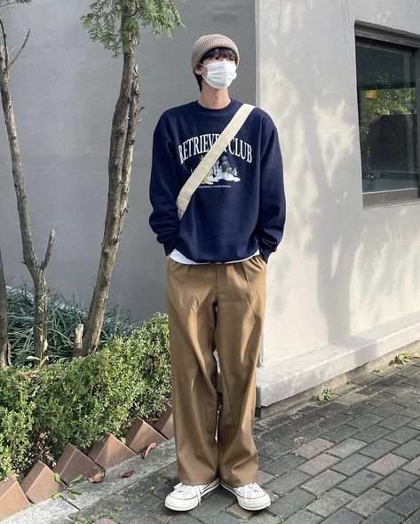 Streetwear Men Outfits Inspiration, Korean Outfits Men, Blue Outfit Men, Soft Boy Outfits, Korean Men Fashion, Korean Street Fashion Men, Hoodie Outfit Men, Boyfriend Outfit, Pants Outfit Men