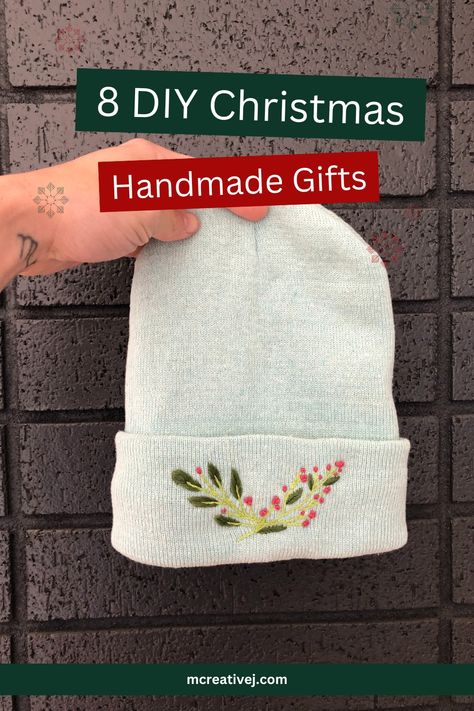 Looking for the perfect DIY present to make as a gift this holiday season? Check out these hand embroidery tutorials from MCreativeJ. From patches to embroidered t-shirts and necklaces to photo frames, you're sure to find a craft project just right for your gifting needs. Hand Stitched Gifts, Easy Embroidery Gift Ideas, Embroidery Gift Ideas Friends, Small Easy Embroidery Ideas, Things To Personalize, Useful Embroidery Projects, Christmas Embroidery Gift Ideas, Diy Embroidery Gift Ideas, Things To Embroider For Gifts