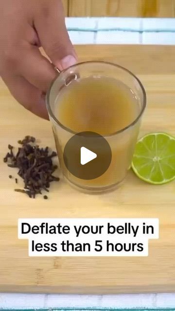 Smoothie Diet Weight Loss on Instagram: "This recipe will help you deflate all the air in your belly.  🔥 If you are having trouble with losing weight, bloating or stubborn fat, read the article in my bio and try the Smoothie Diet 21Days Challenge.  Check link in my Bio ✅ 🔗 ➡️ @smoothiediethelp_  🔥 Detox Tea For Fast WEIGHTLOSS - Do You Want To Get It??  ✍️ Give a “Like” and Type “Yes”. If You Want To Receive Recipes Details For This.  🔔 Follow @smoothiediethelp_ For Daily Weight-loss Drink Recipe. Cre @smoothiediethelp_" 21days Challenge, Best Fat Burning Foods, Smoothie Detox, Best Smoothie Recipes, The Smoothie Diet, Fat Loss Drinks, Drink Recipe, Stubborn Fat, Healthy Juices